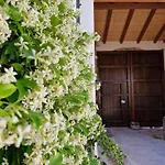Séjour chez l'habitant La Casa Vecchia *