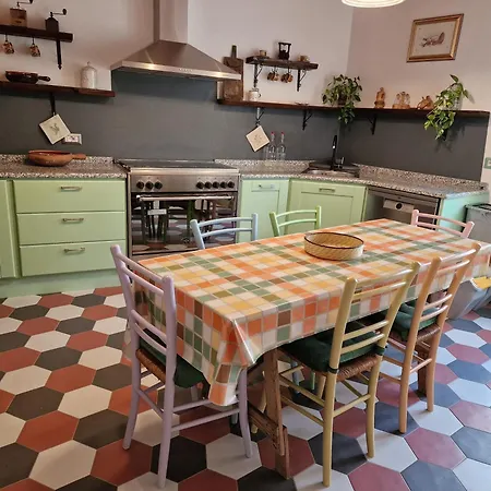 ホームステイ La Casa Vecchia *